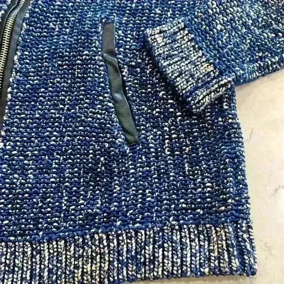 Ella Moss Sweater 🎉 - Picture 4 of 10